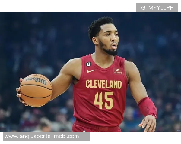 米切尔强调活塞球队风格明确每日训练明确比赛目标与策略